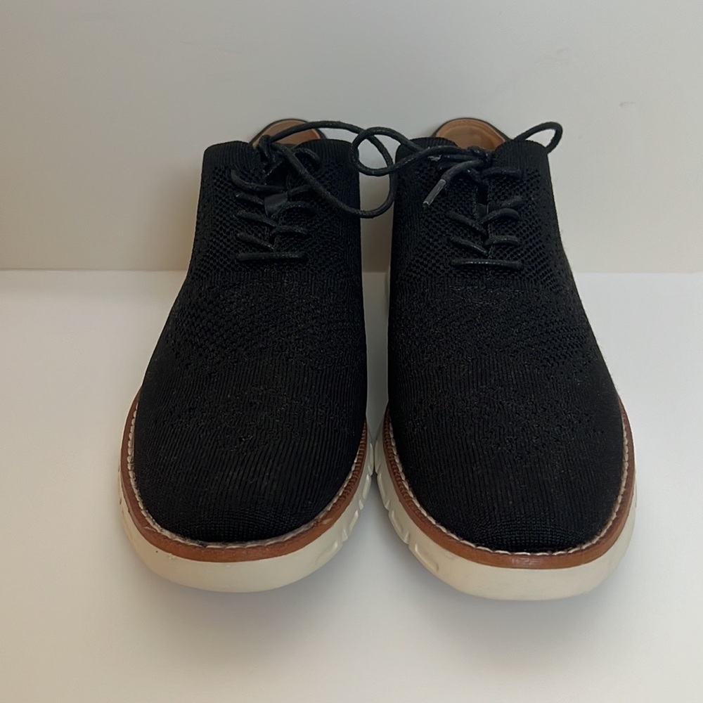 NEW IN BOX! Nautica Men’s Lightweight Oxford Shoes